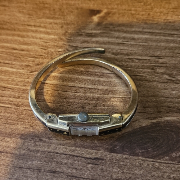 Rare La Marque Incabloc Swiss Manual Wind Star Design Cuff Watch - Picture 4 of 7